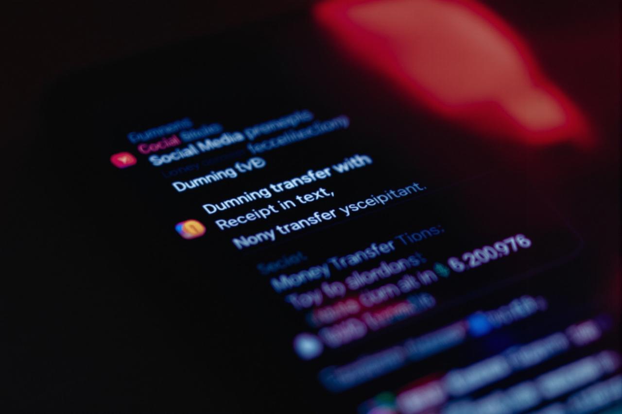 看到这位明星真是绯闻体质，邓伦和杨紫这对CP甜到齁 近期娱乐圈风云再起
